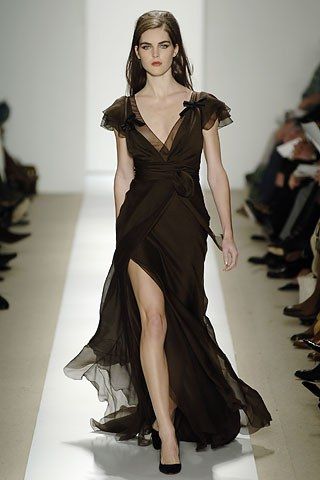 vestido elegante marron oscuro