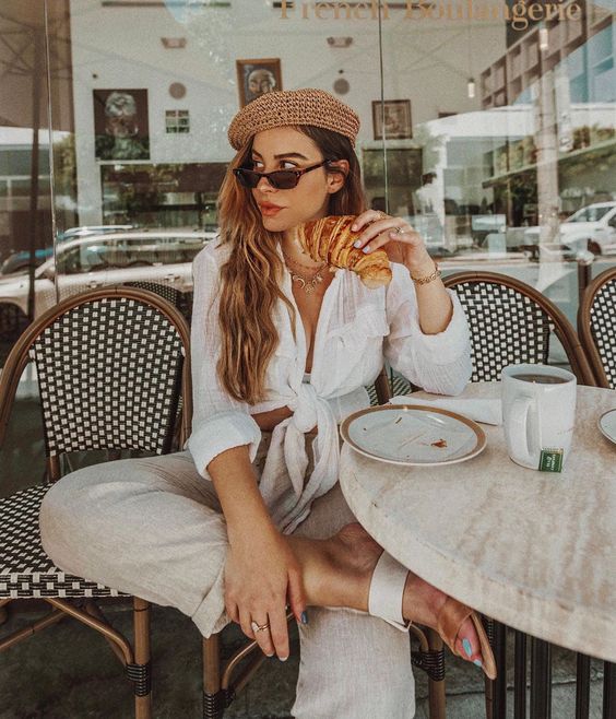 Outfit para ir a tomar un cafe en verano con pantalon de lino